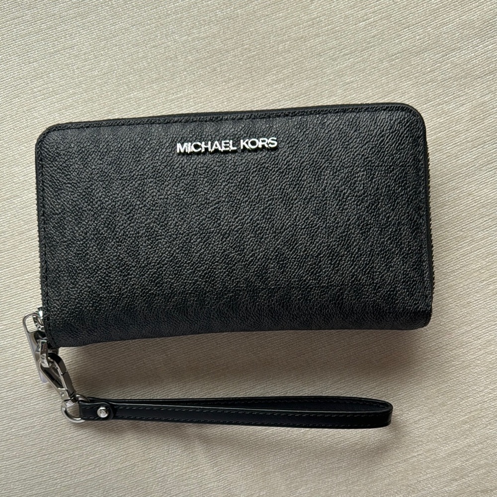 Michael Kors Jet Black Wristlet